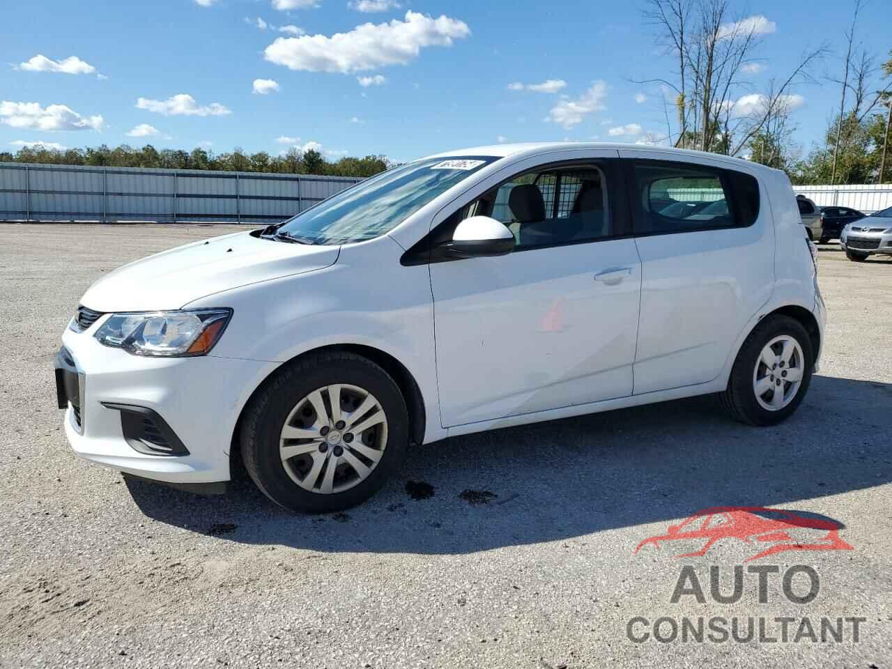 CHEVROLET SONIC 2019 - 1G1JG6SB4K4139473