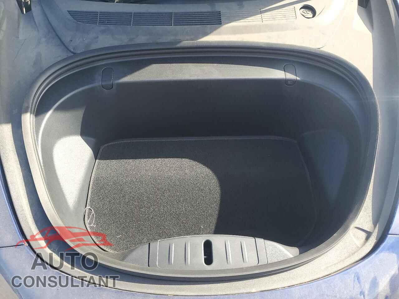 TESLA MODEL 3 2018 - 5YJ3E1EB6JF088490
