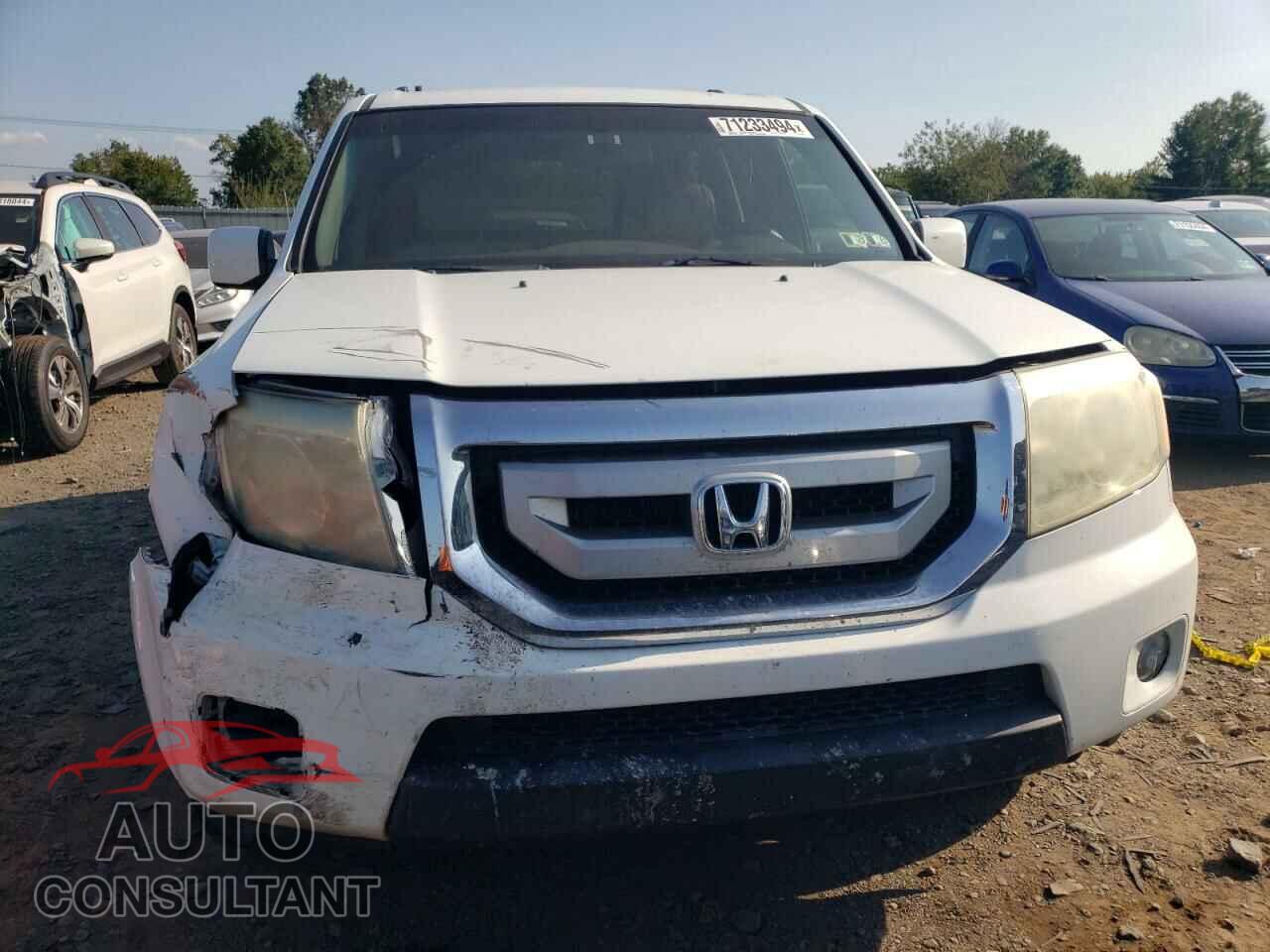 HONDA PILOT 2011 - 5FNYF4H59BB003055