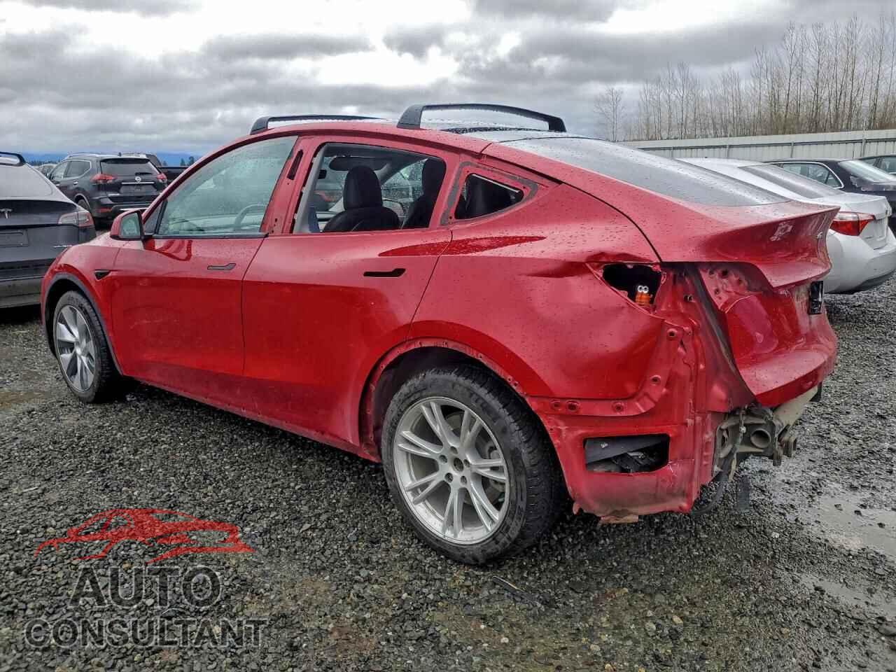TESLA MODEL Y 2021 - 5YJYGDEEXMF062099
