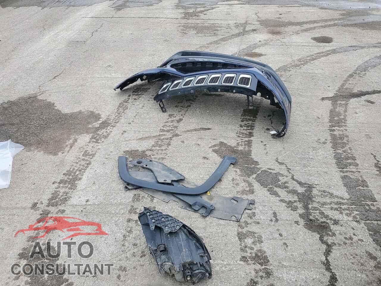 JEEP COMPASS 2018 - 3C4NJDBB1JT470583