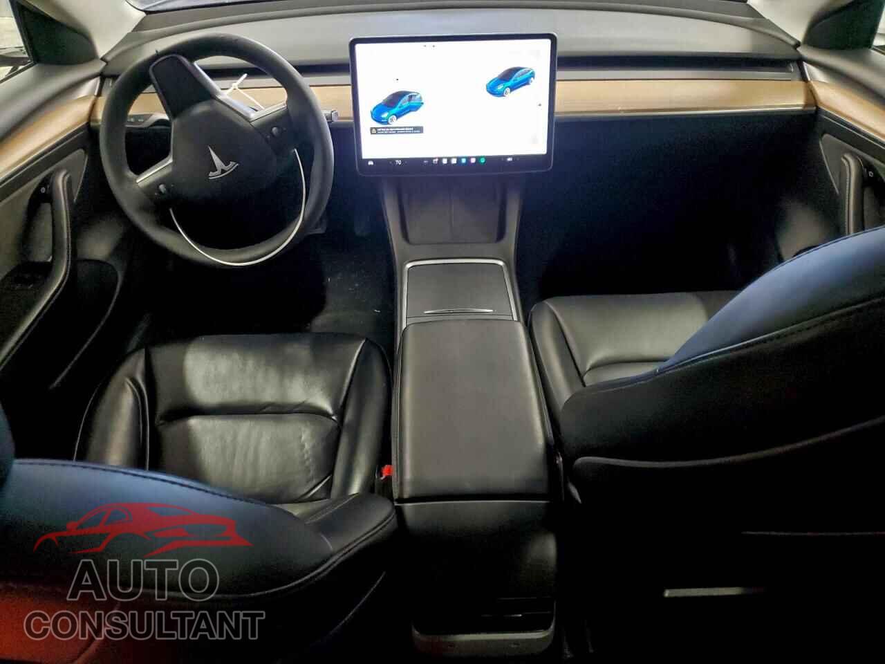 TESLA MODEL 3 2022 - 5YJ3E1EA7NF372045