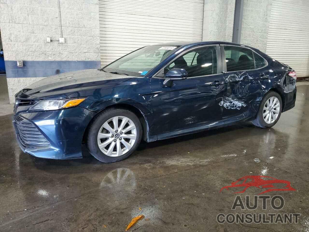 TOYOTA CAMRY 2018 - 4T1B11HK2JU601076