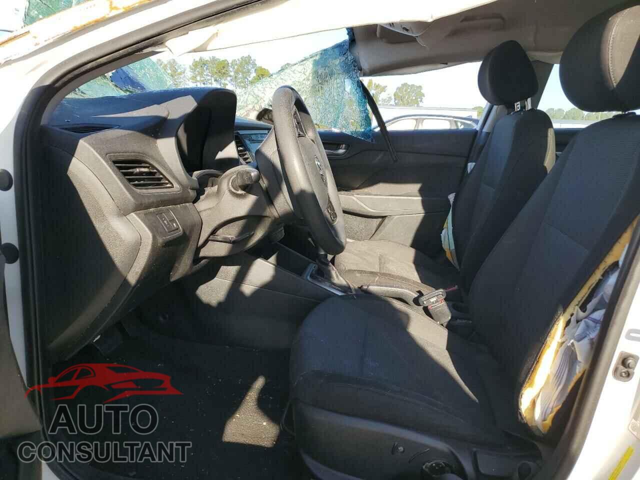 HYUNDAI ACCENT 2018 - 3KPC24A30JE018384