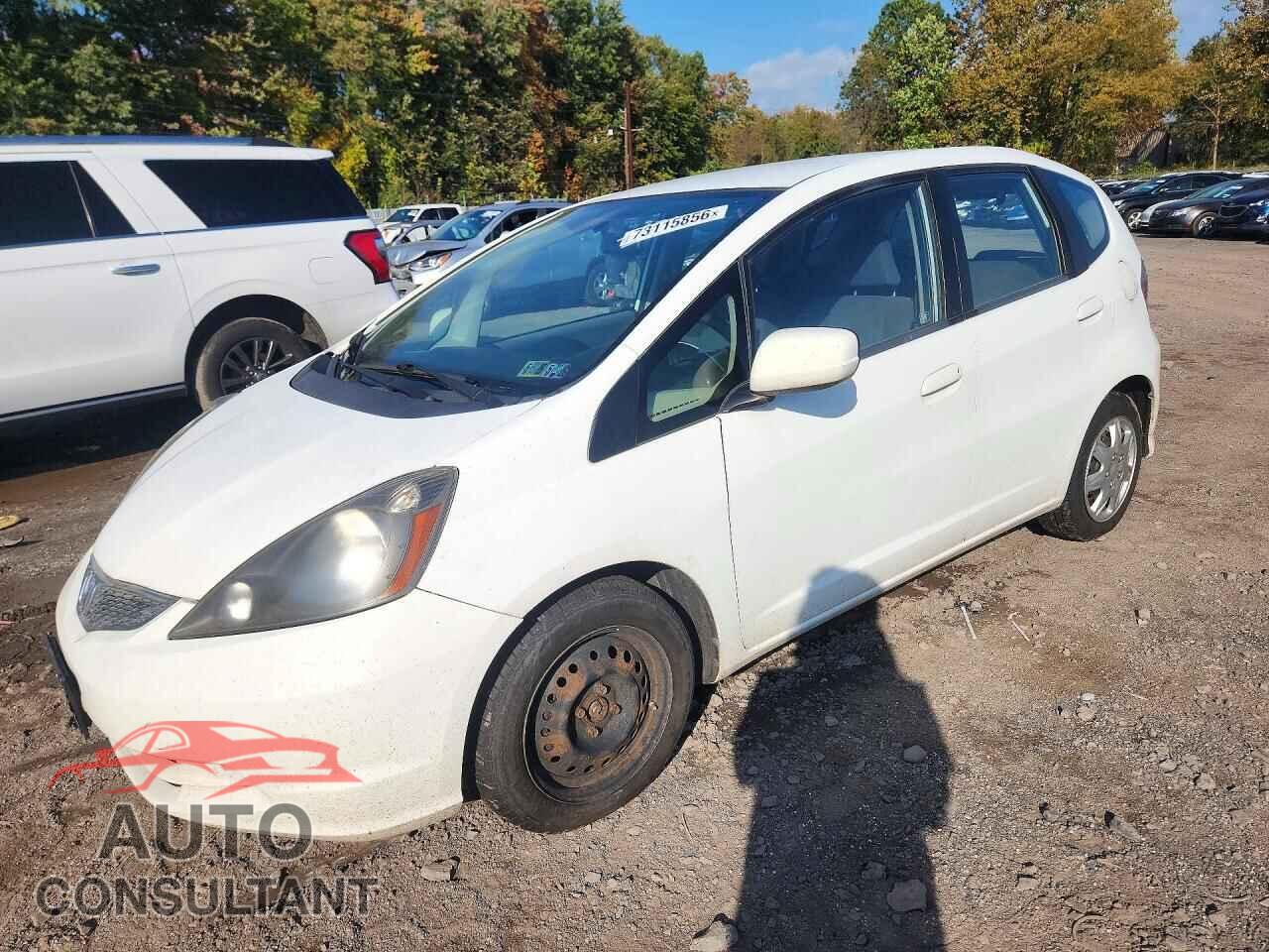 HONDA FIT 2013 - JHMGE8H35DC080413