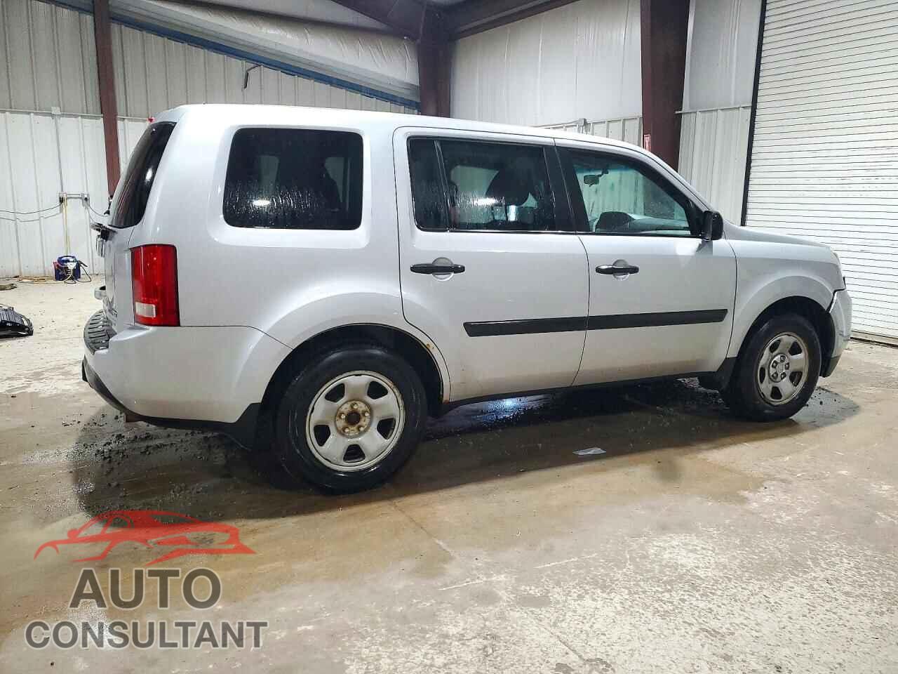 HONDA PILOT 2015 - 5FNYF4H24FB060193