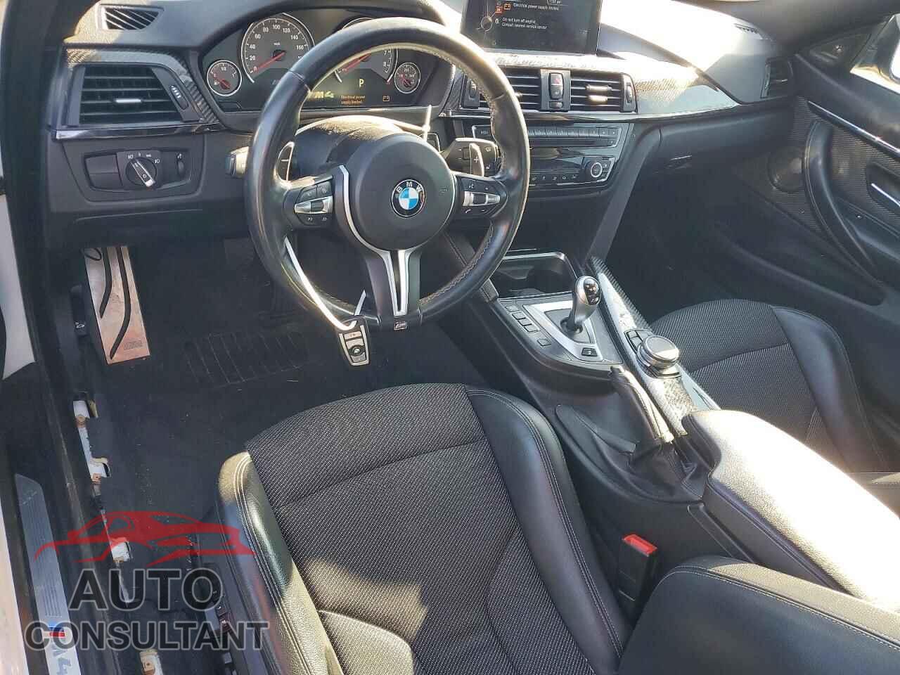 BMW M4 2015 - WBS3R9C55FK333931