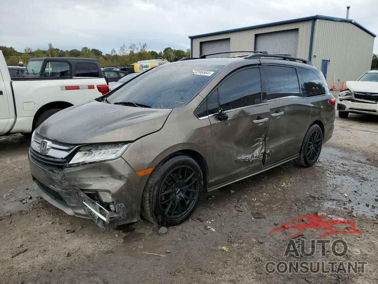 HONDA ODYSSEY 2018 - 5FNRL6H91JB089052