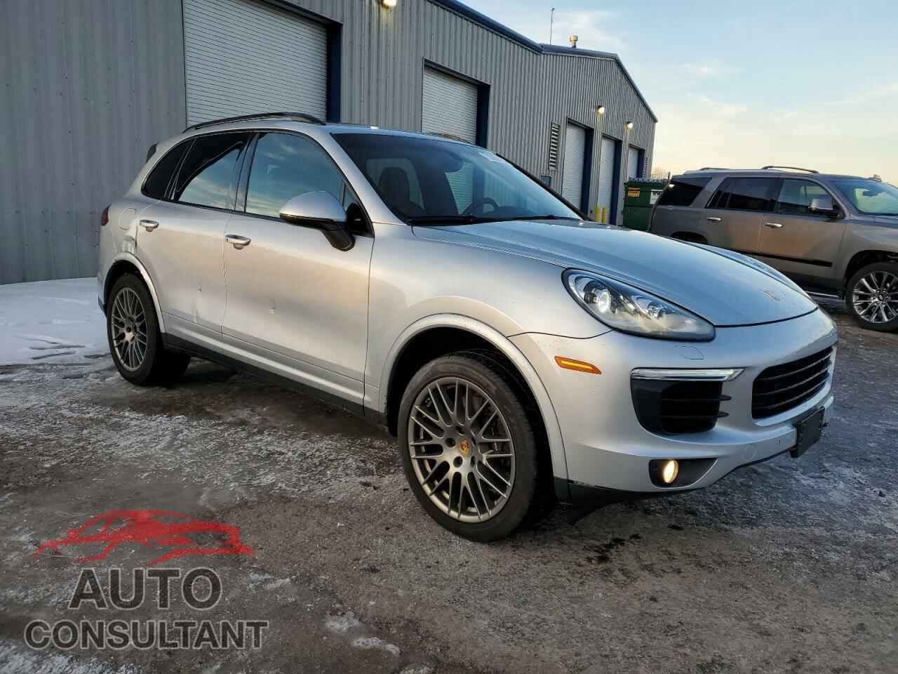 PORSCHE CAYENNE 2018 - WP1AA2A22JKA03791