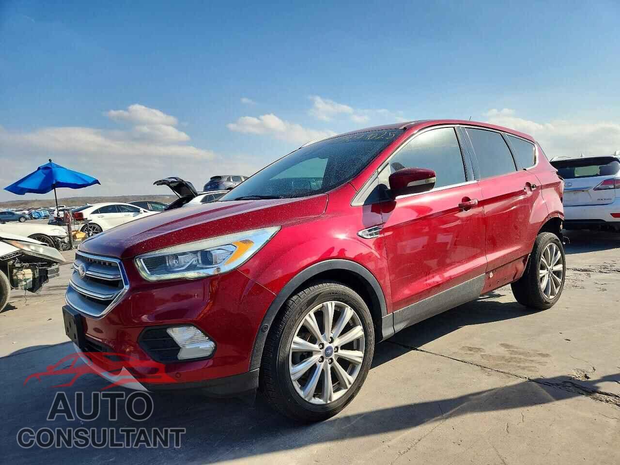 FORD ESCAPE 2017 - 1FMCU0J95HUB72880