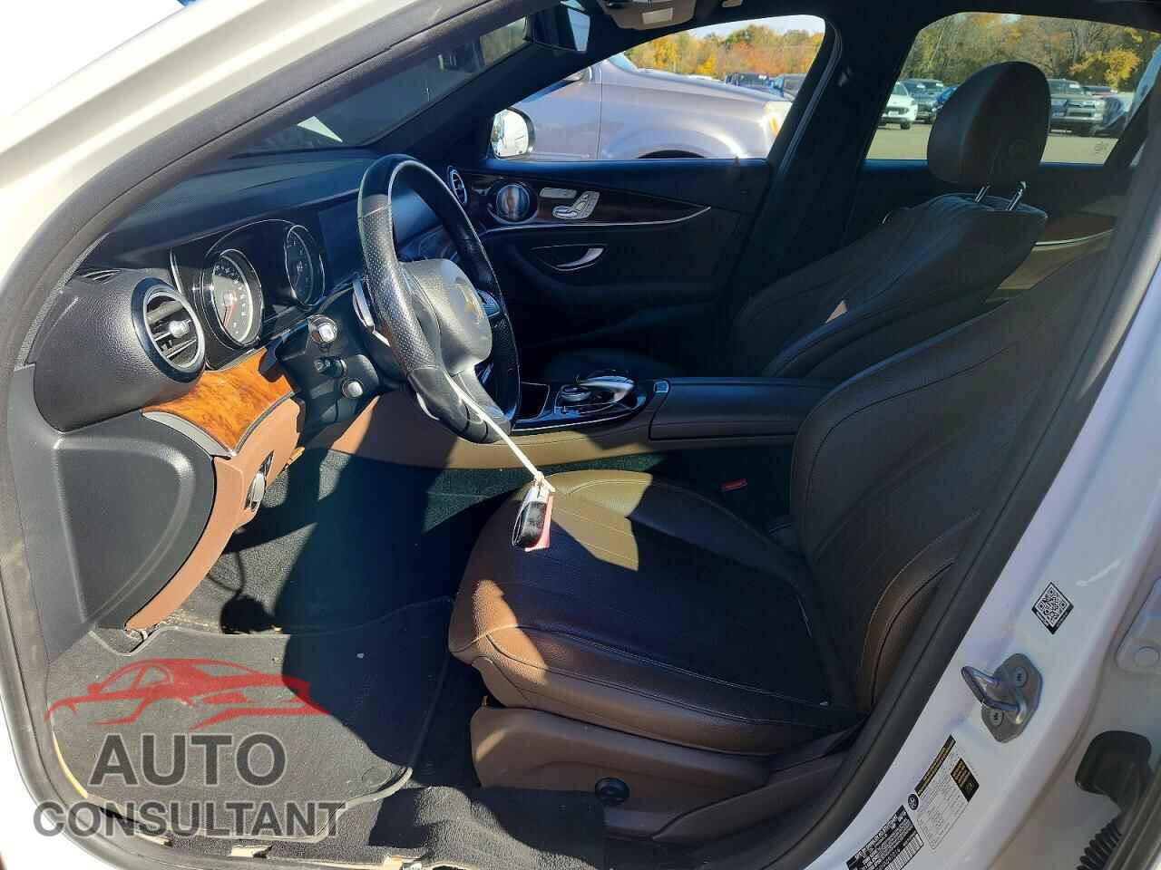 MERCEDES-BENZ E-CLASS 2017 - WDDZF4KB4HA097016