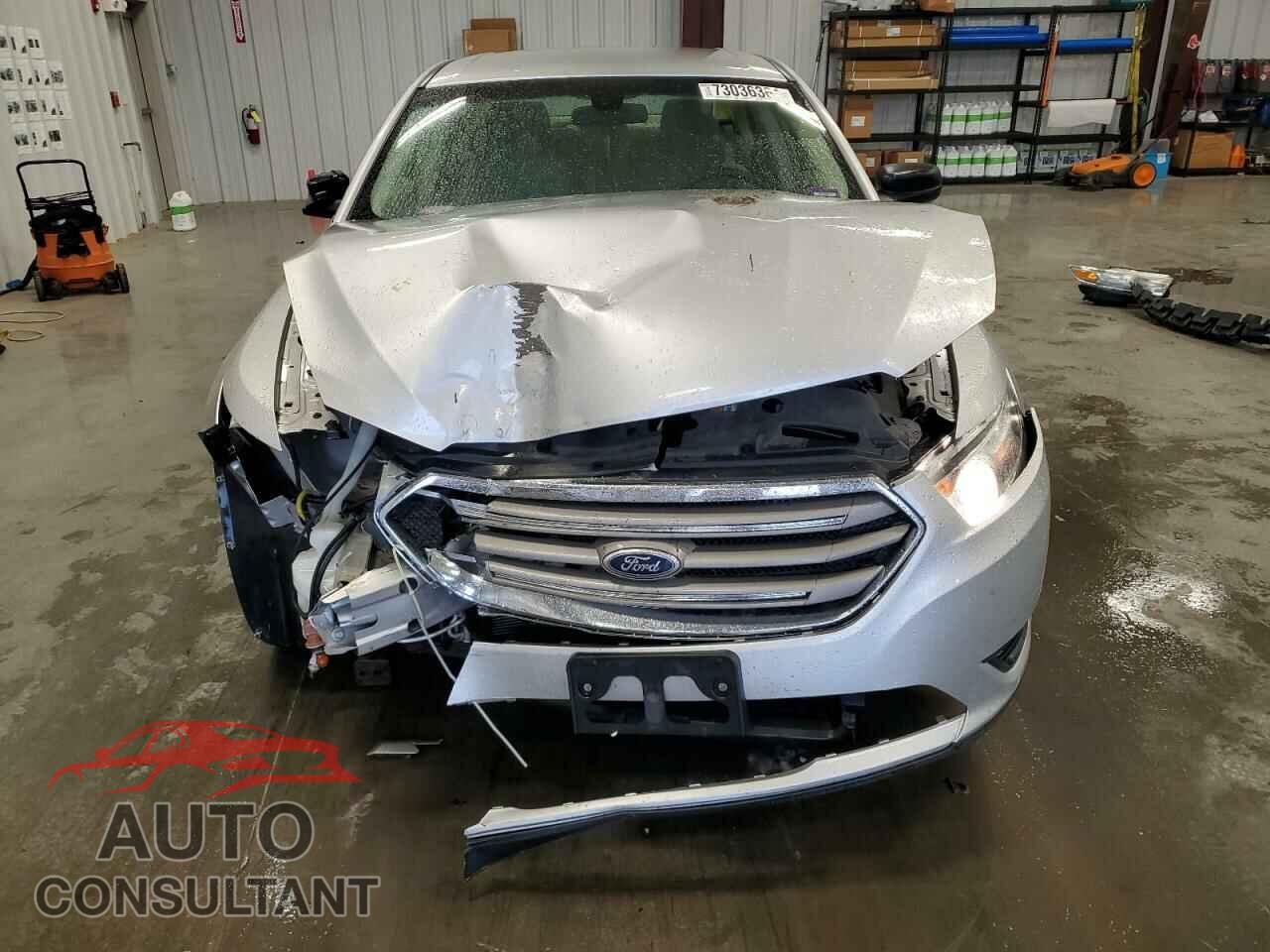 FORD TAURUS 2013 - 1FAHP2D83DG173301