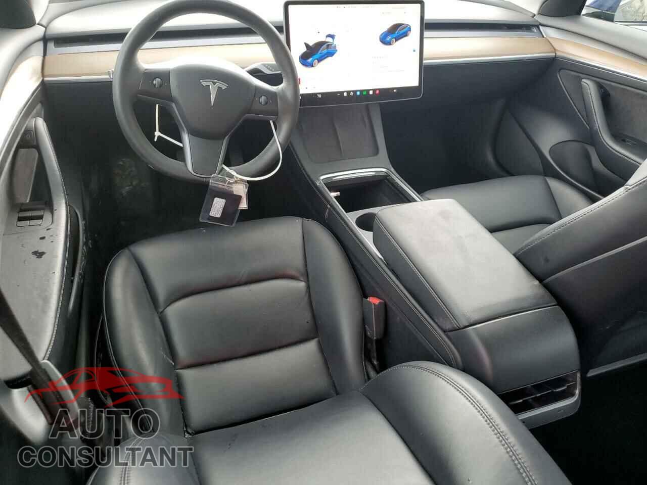 TESLA MODEL 3 2022 - 5YJ3E1EA3NF369871