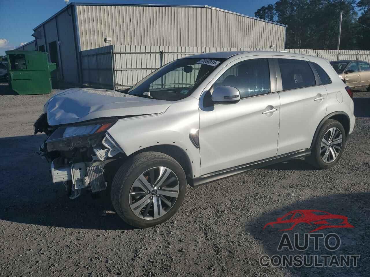 MITSUBISHI OUTLANDER 2022 - JA4ARUAU1NU017449