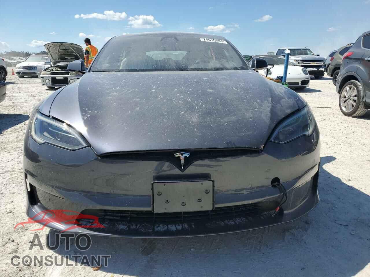 TESLA MODEL S 2022 - 5YJSA1E56NF487455
