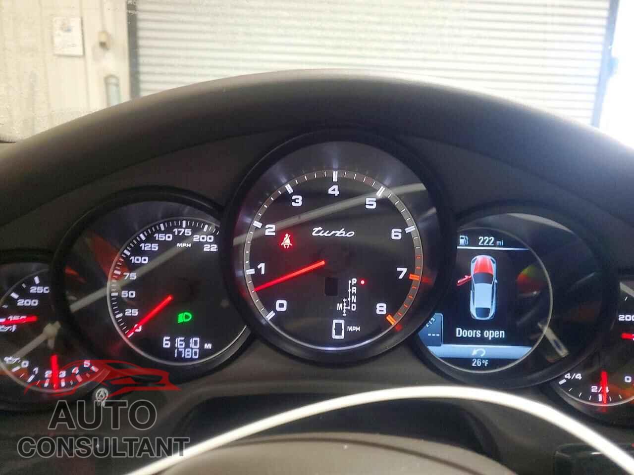 PORSCHE PANAMERA 2015 - WP0BC2A7XFL075075
