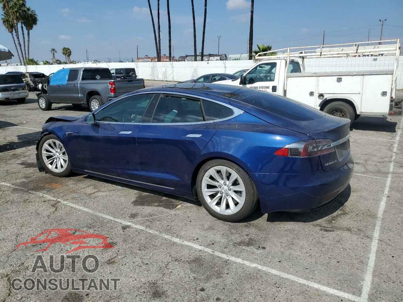 TESLA MODEL S 2017 - 5YJSA1E13HF215947