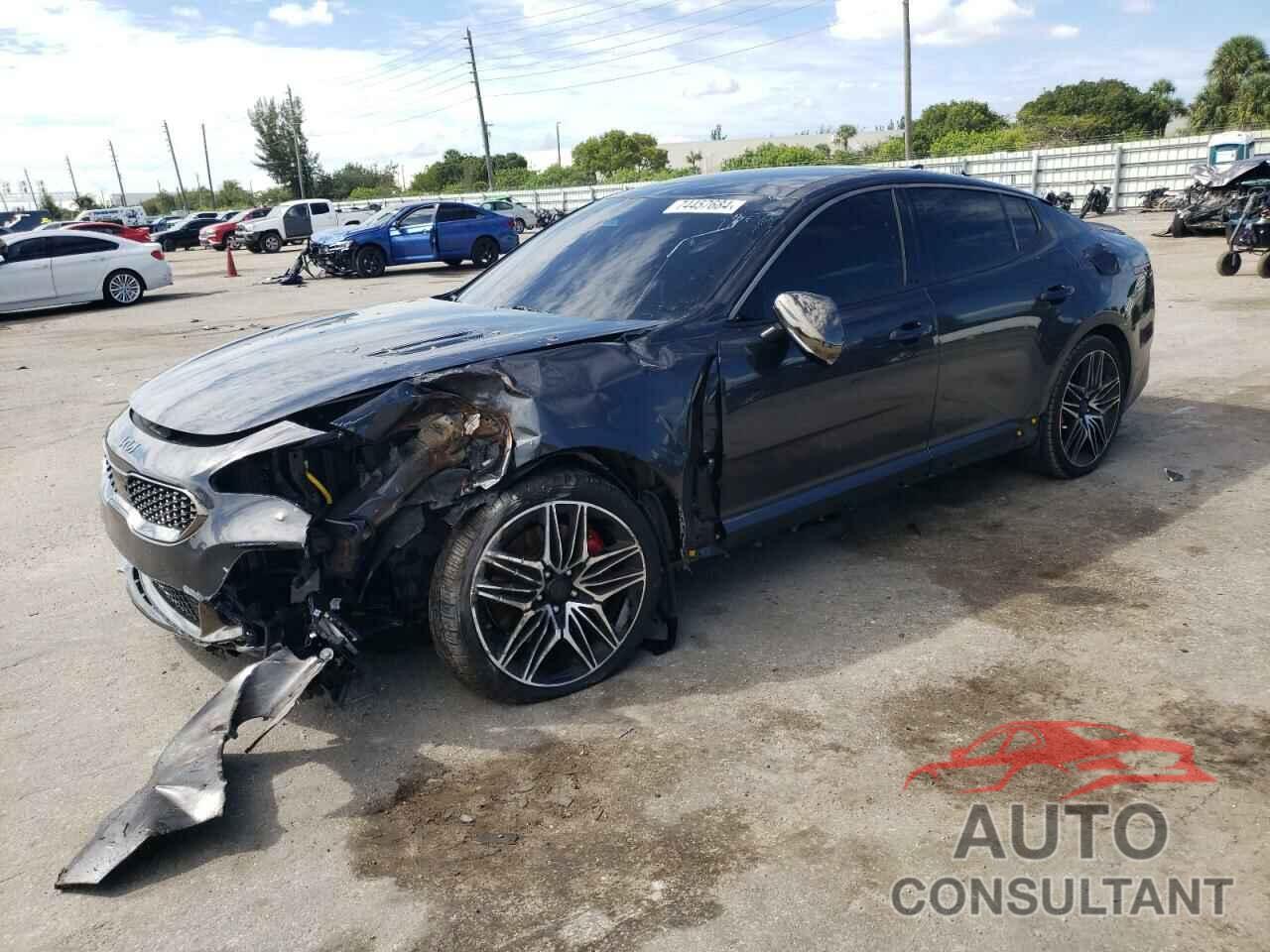 KIA STINGER 2023 - KNAE55LC2P6122678