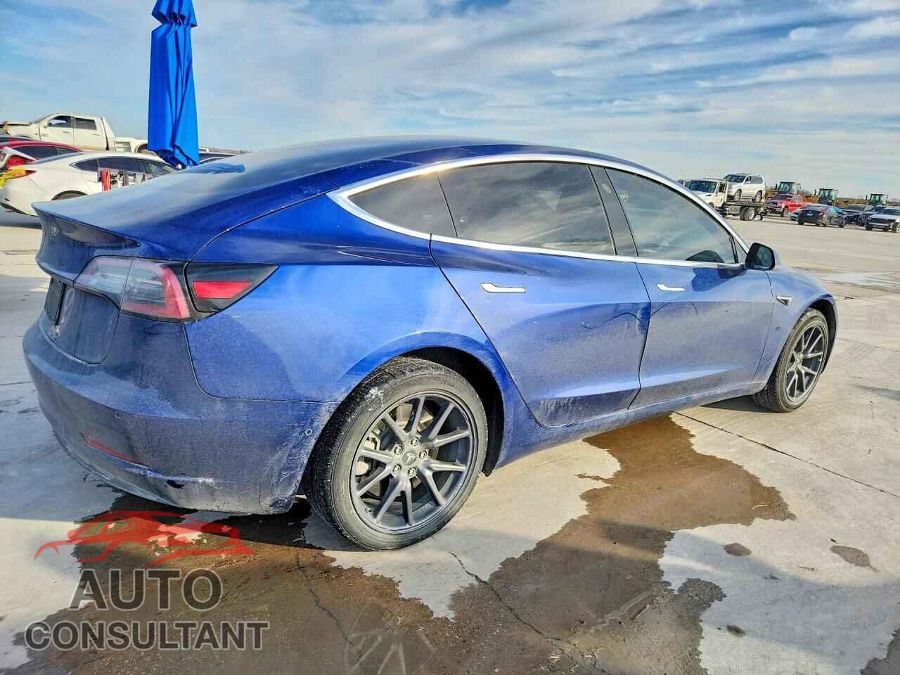 TESLA MODEL 3 2019 - 5YJ3E1EA2KF425052