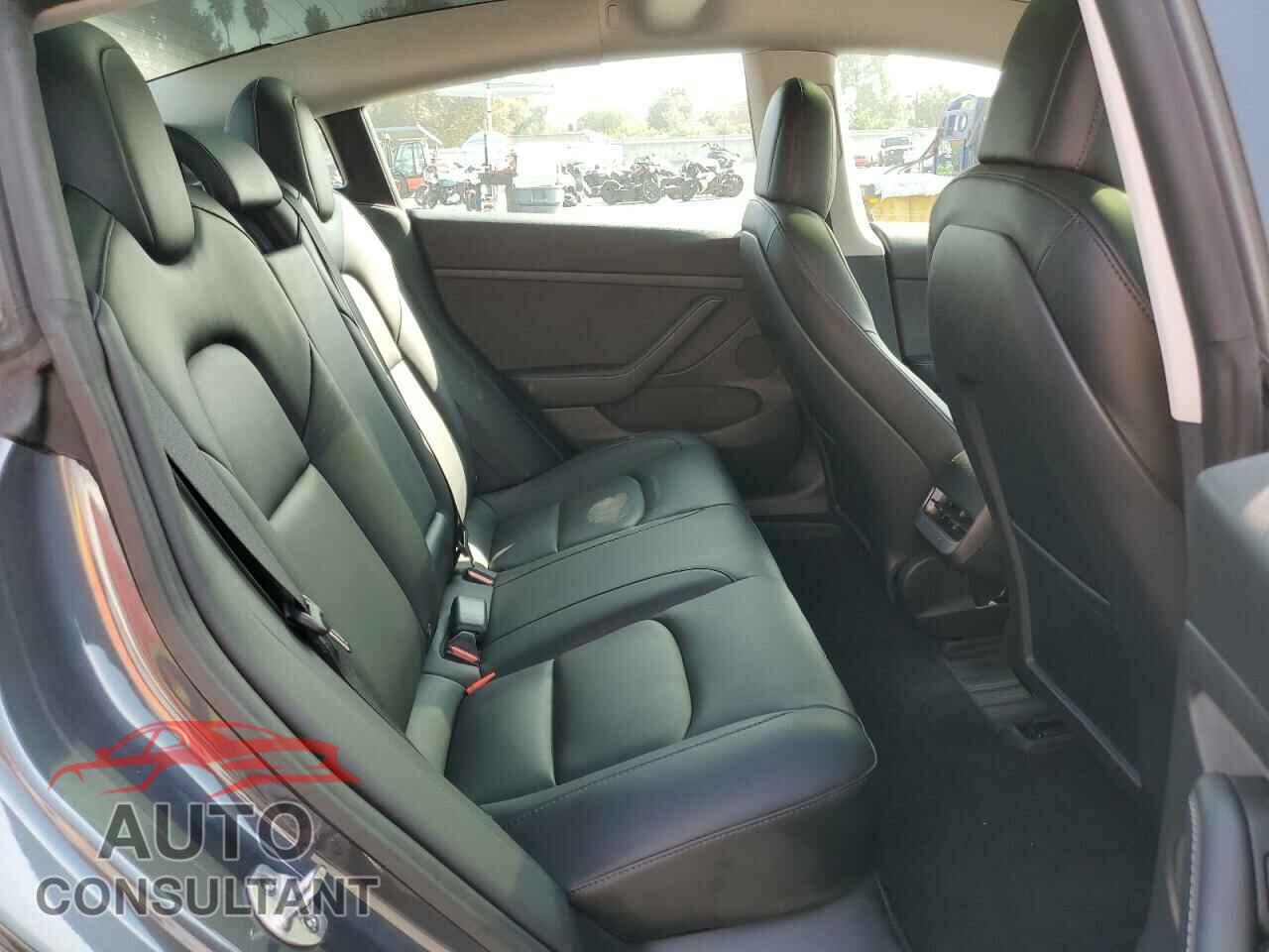 TESLA MODEL 3 2022 - 5YJ3E1EB6NF348361