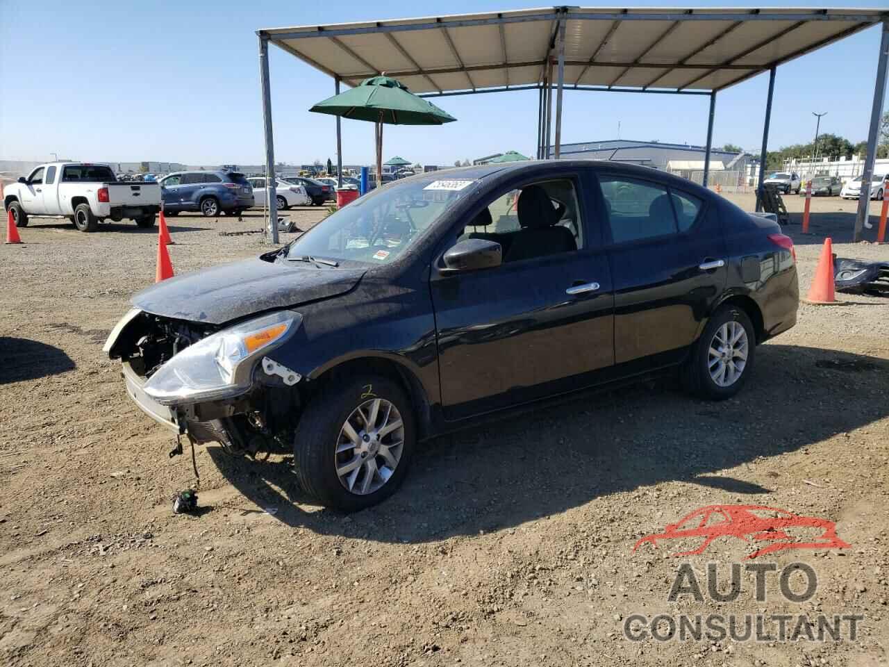 NISSAN VERSA 2018 - 3N1CN7AP6JL877621