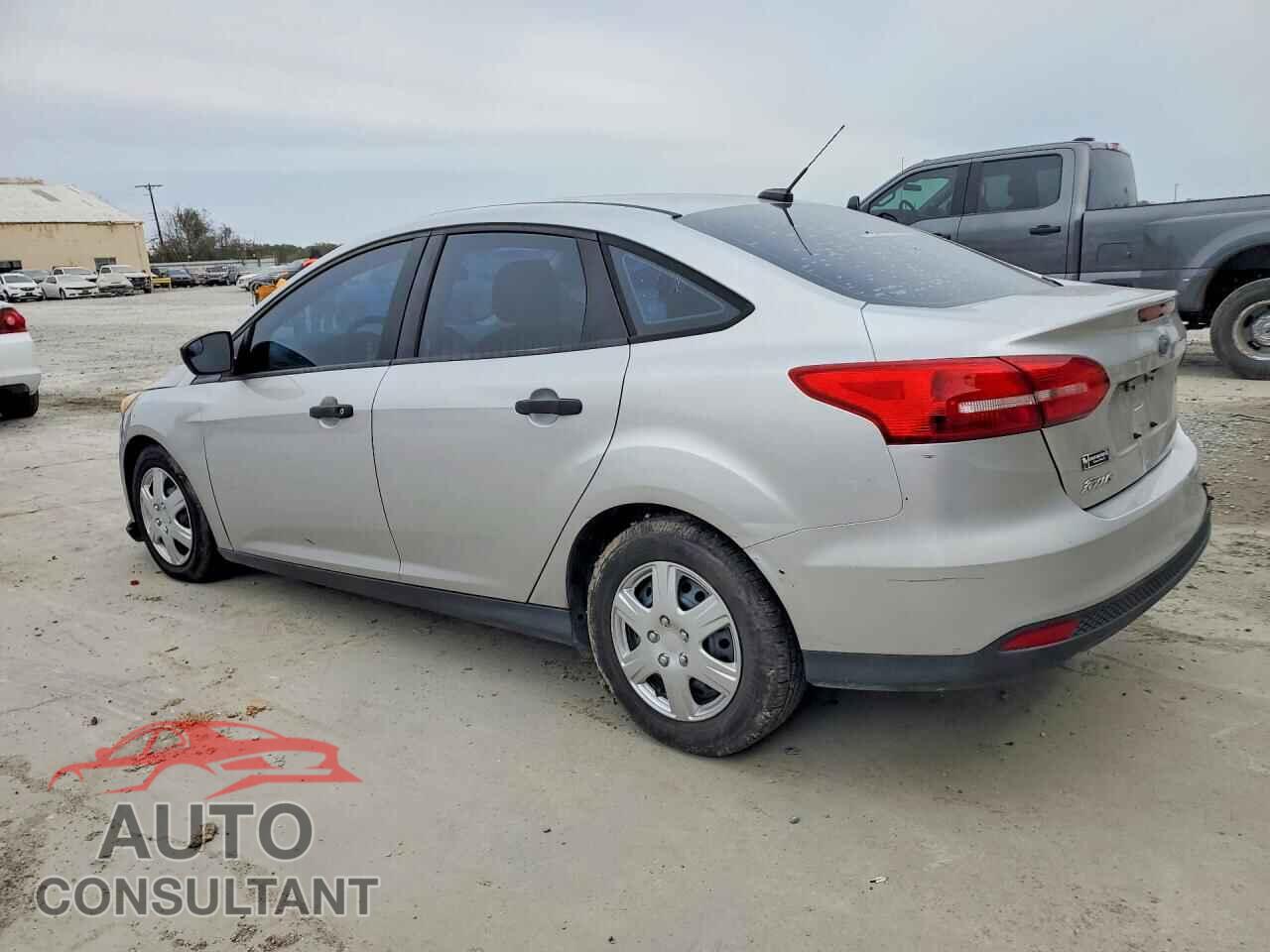 FORD FOCUS 2017 - 1FADP3E27HL295493