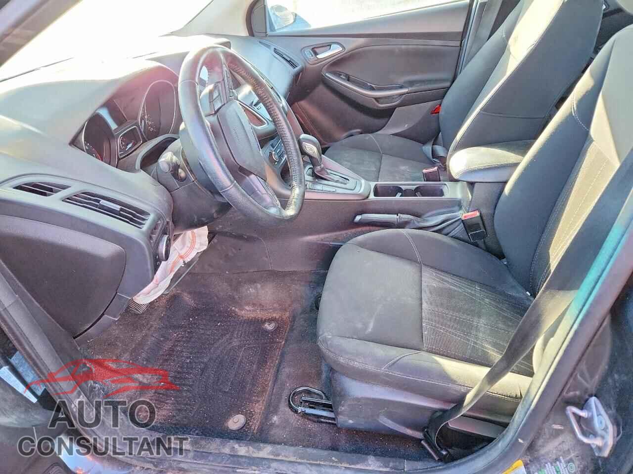 FORD FOCUS 2017 - 1FADP3M20HL200497