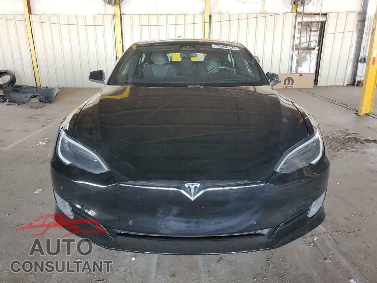 TESLA MODEL S 2017 - 5YJSA1E19HF201079