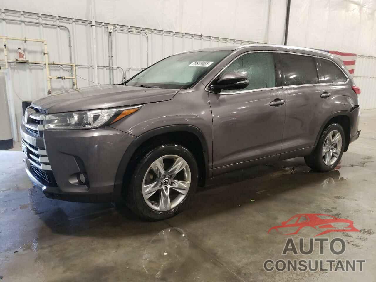 TOYOTA HIGHLANDER 2018 - 5TDDZRFH3JS801884