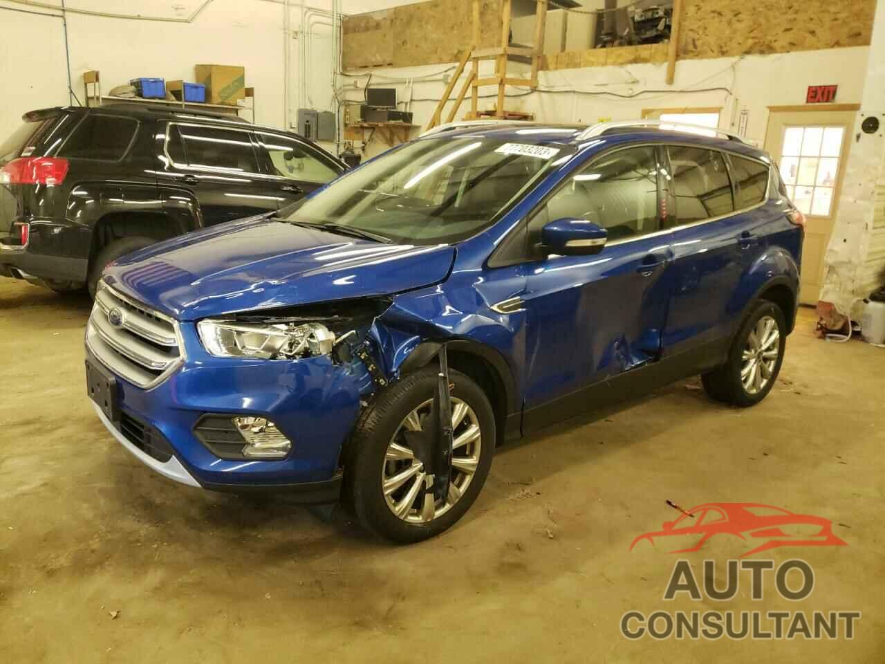 FORD ESCAPE 2017 - 1FMCU9J94HUA60320