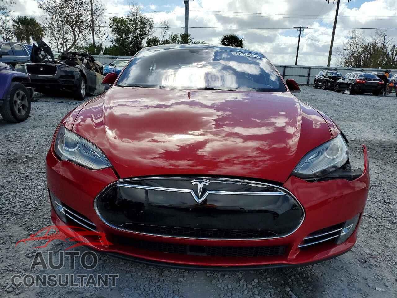 TESLA MODEL S 2016 - 5YJSA1E10GF124679