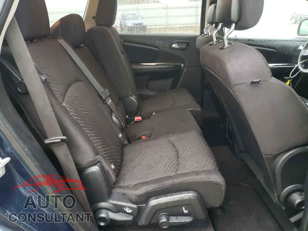 DODGE JOURNEY 2015 - 3C4PDCBB3FT556429