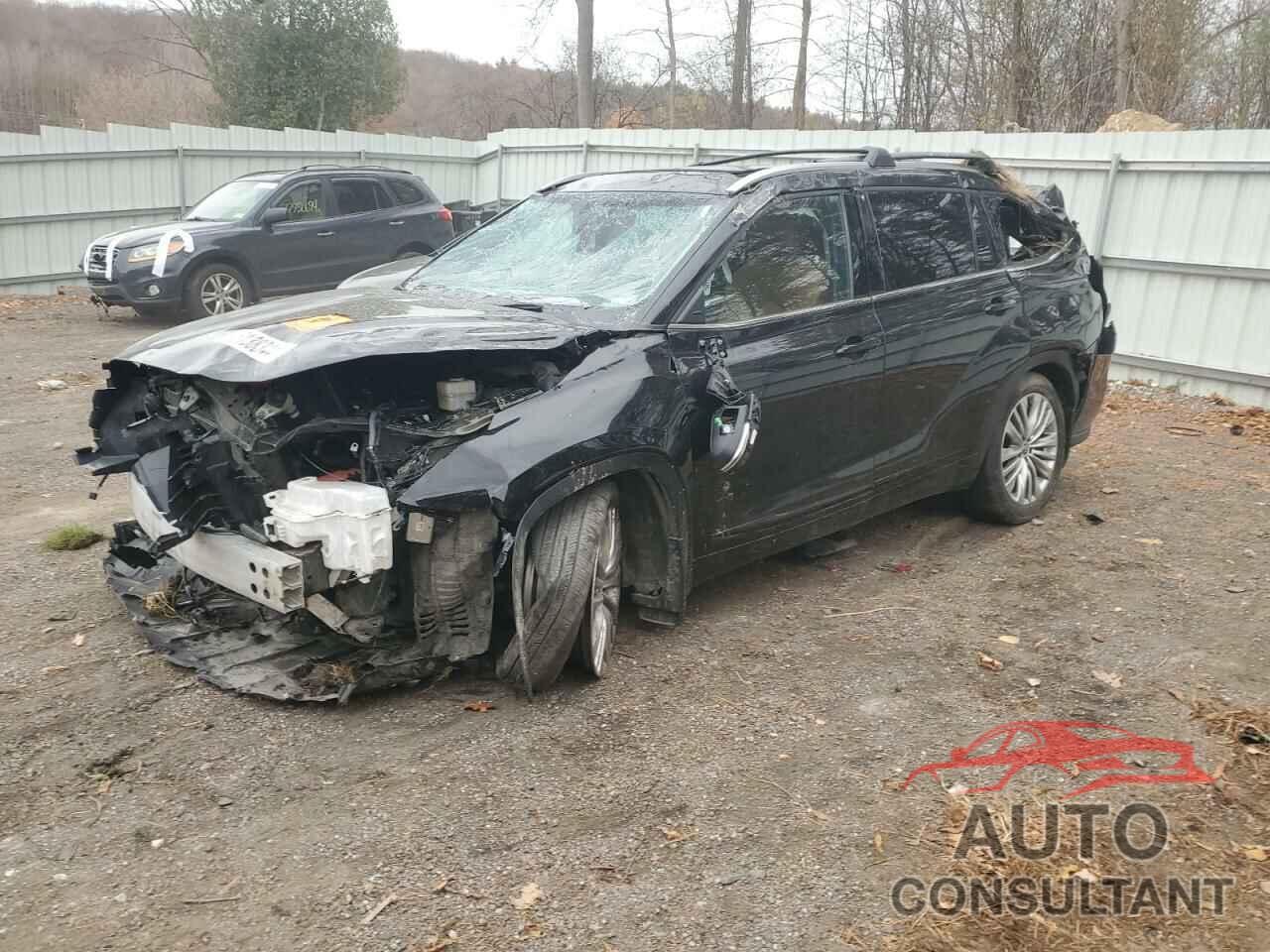 TOYOTA HIGHLANDER 2023 - 5TDKDRBH6PS037565