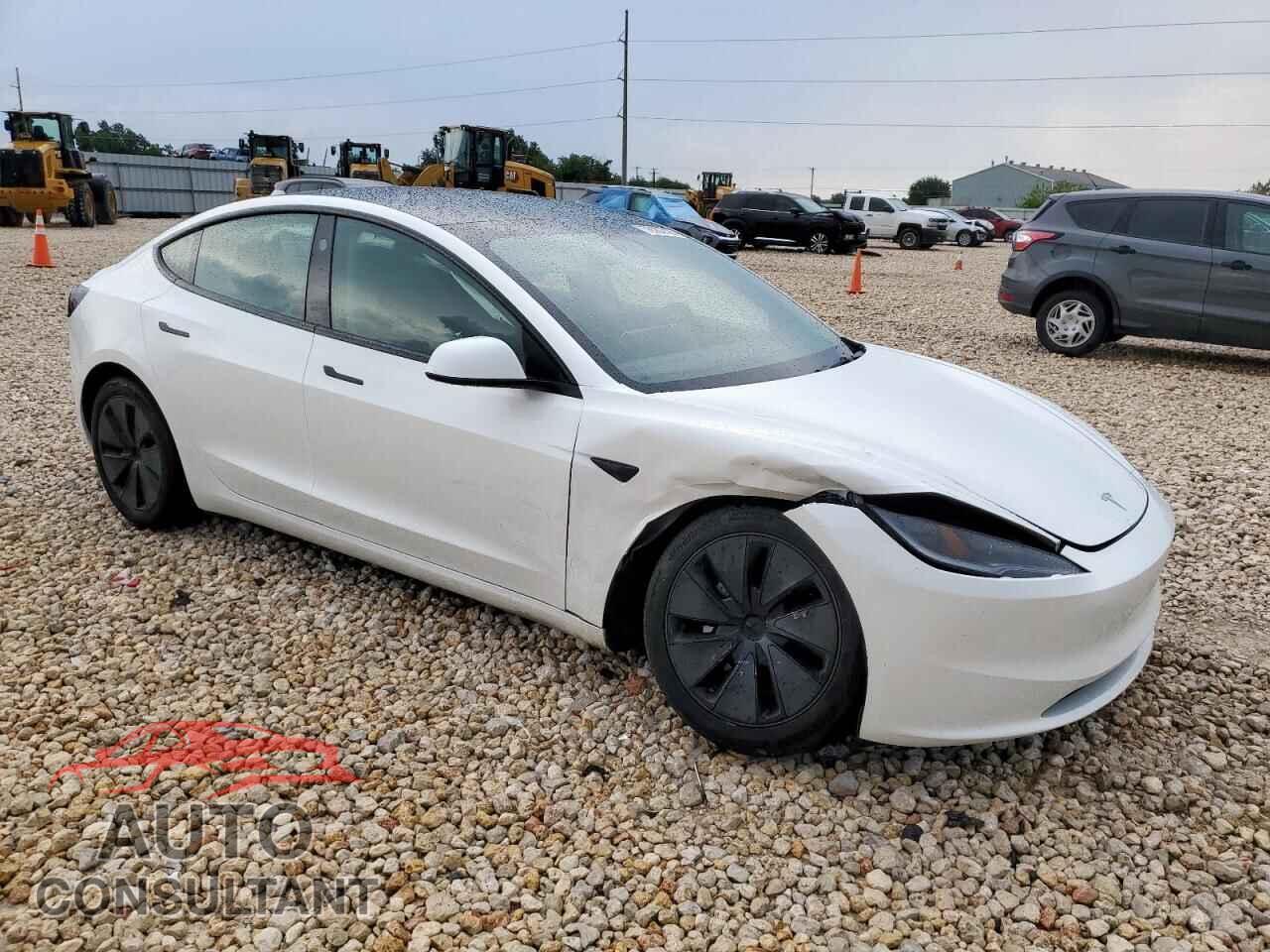 TESLA MODEL 3 2024 - 5YJ3E1EA8RF773528