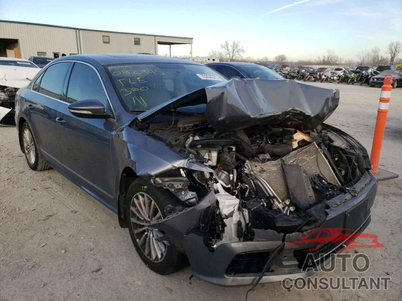 VOLKSWAGEN PASSAT 2017 - 1VWBT7A33HC082945