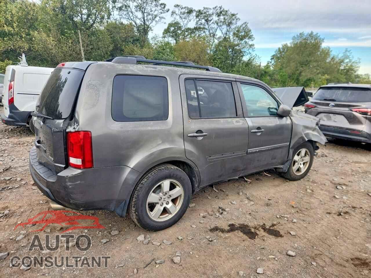 HONDA PILOT 2011 - 5FNYF4H61BB079362