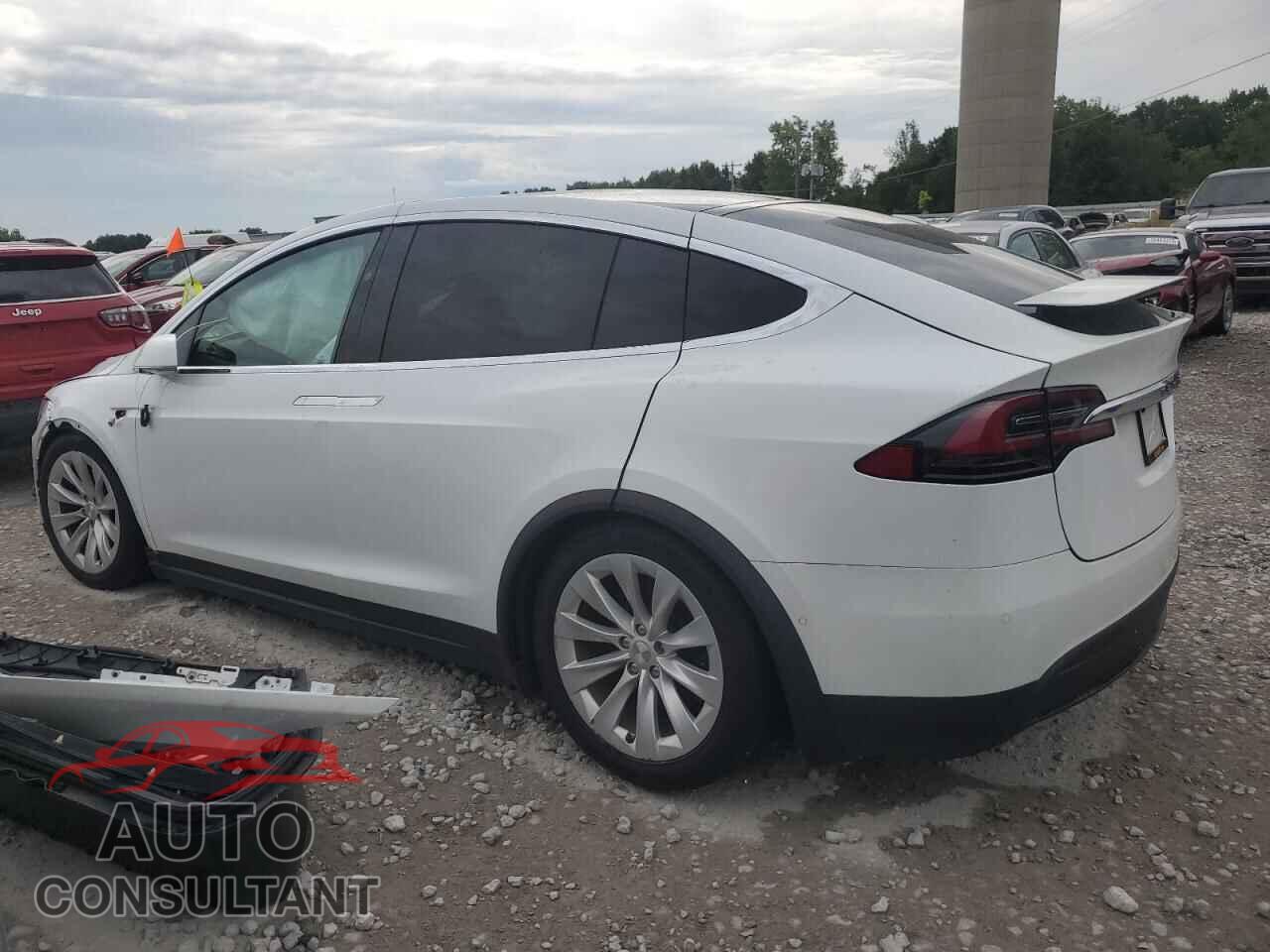 TESLA MODEL X 2021 - 5YJXCBE21MF320673