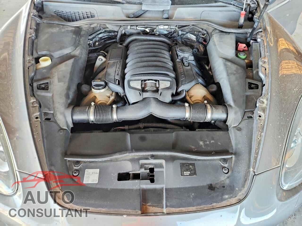 PORSCHE CAYENNE 2012 - WP1AB2A2XCLA40193