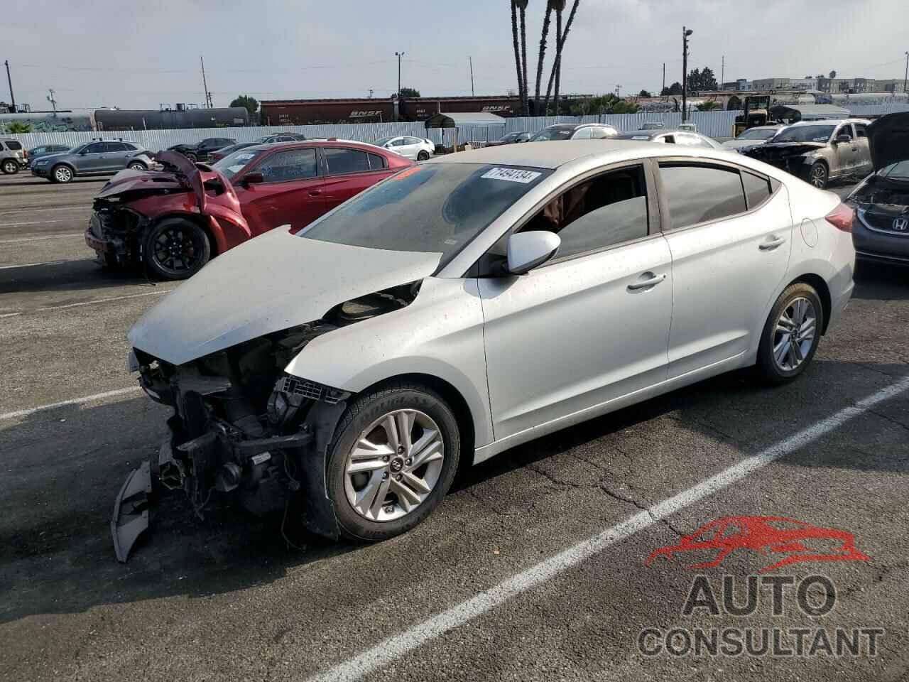 HYUNDAI ELANTRA 2020 - 5NPD84LF5LH525824