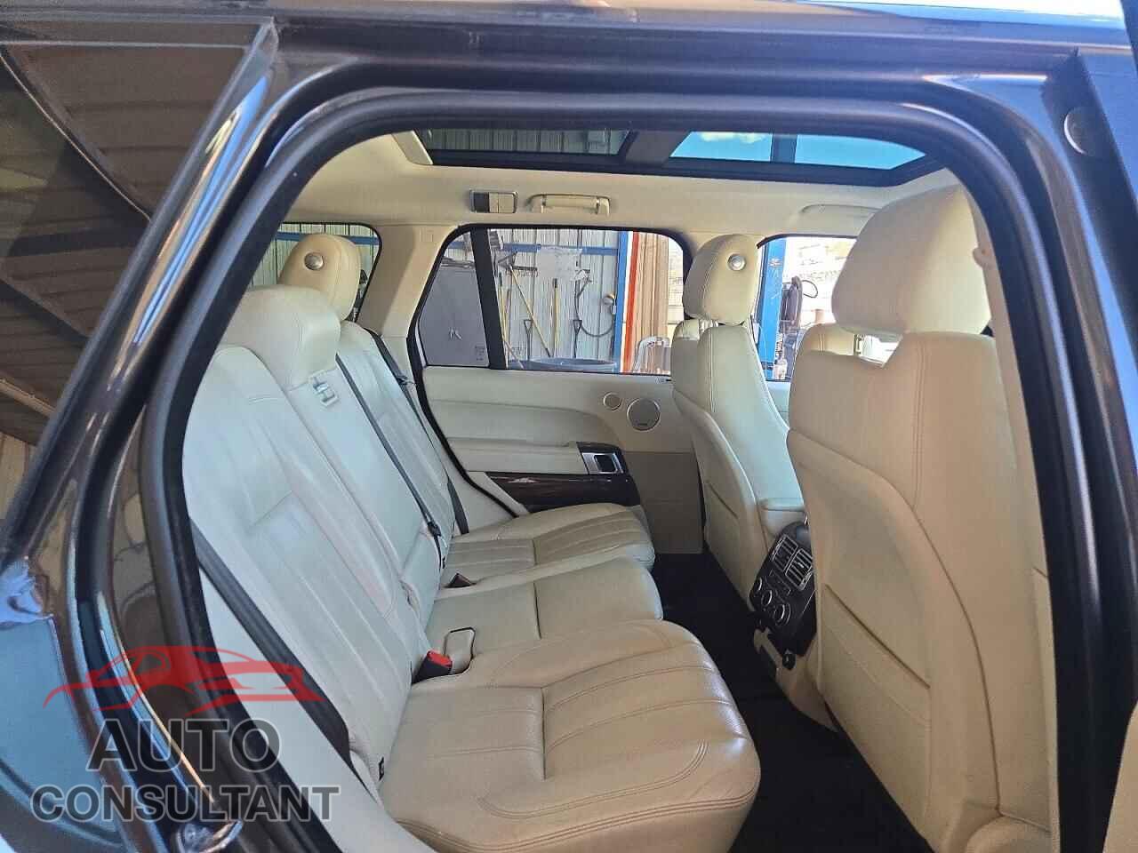 LAND ROVER RANGEROVER 2015 - SALGS2VF6FA229327