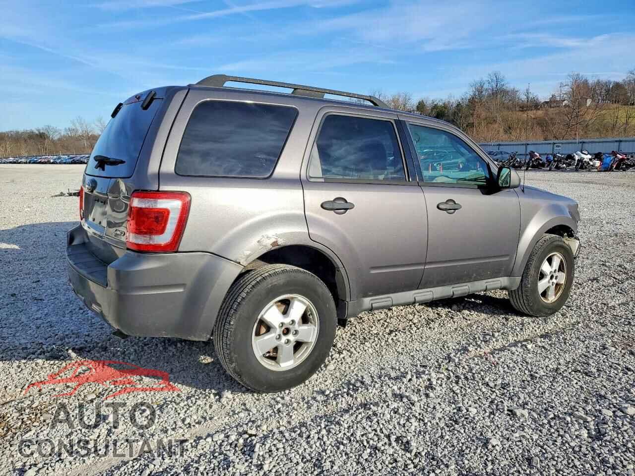 FORD ESCAPE 2009 - 1FMCU93749KD05173