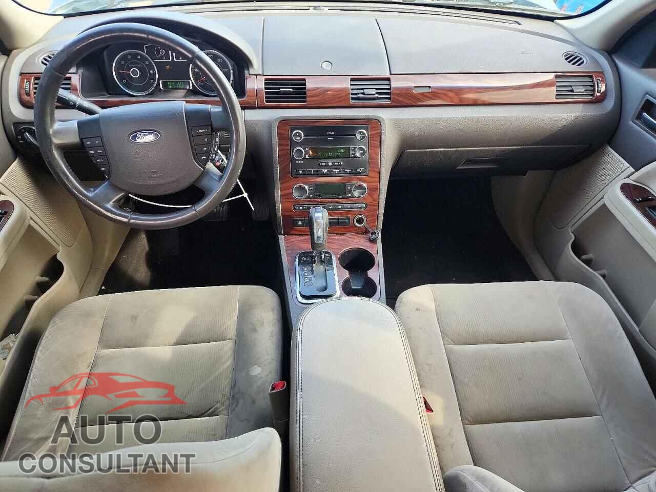 FORD TAURUS 2009 - 1FAHP24W19G116262