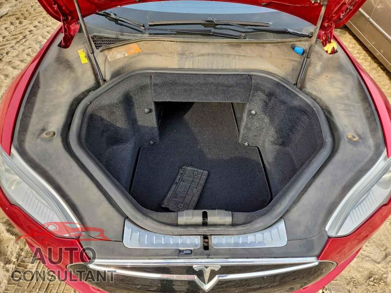 TESLA MODEL S 2013 - 5YJSA1CN4DFP08388