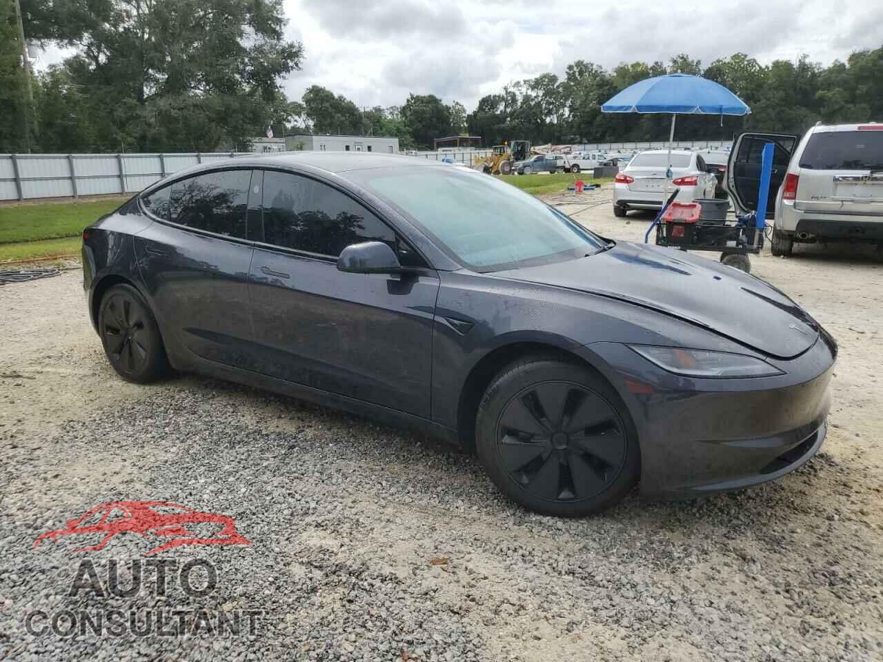 TESLA MODEL 3 2024 - 5YJ3E1EA5RF757691