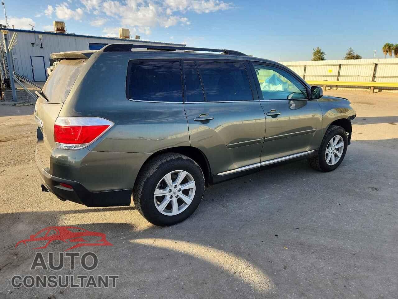 TOYOTA HIGHLANDER 2013 - 5TDBK3EH8DS210478