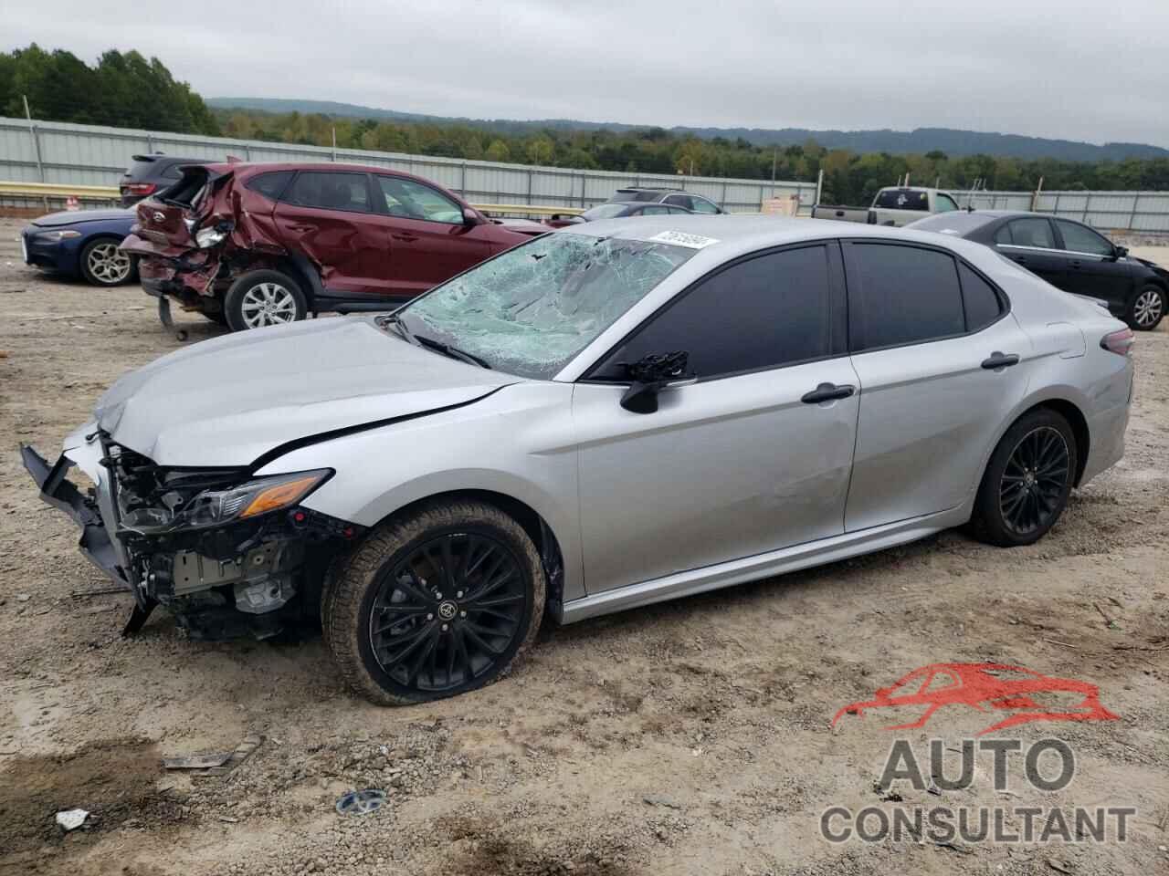 TOYOTA CAMRY 2022 - 4T1G11AK9NU051395