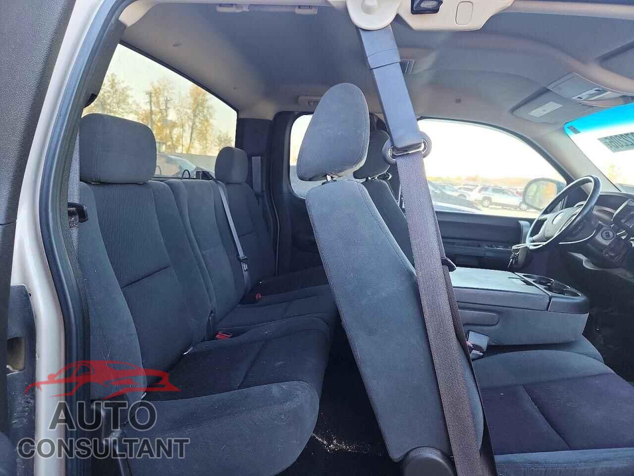 CHEVROLET SILVERADO 2009 - 1GCEC19089Z248530