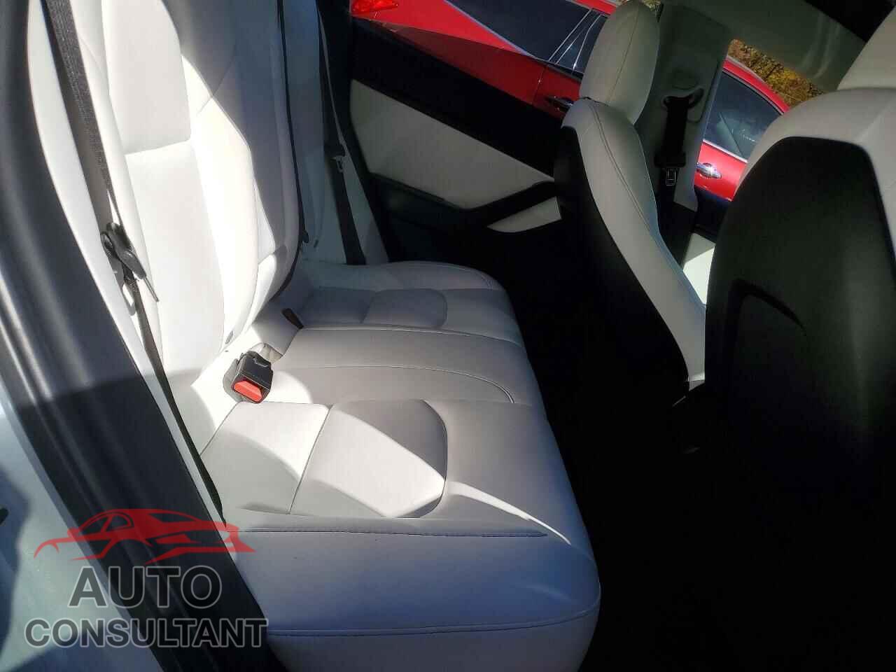 TESLA MODEL 3 2019 - 5YJ3E1EA3KF407613