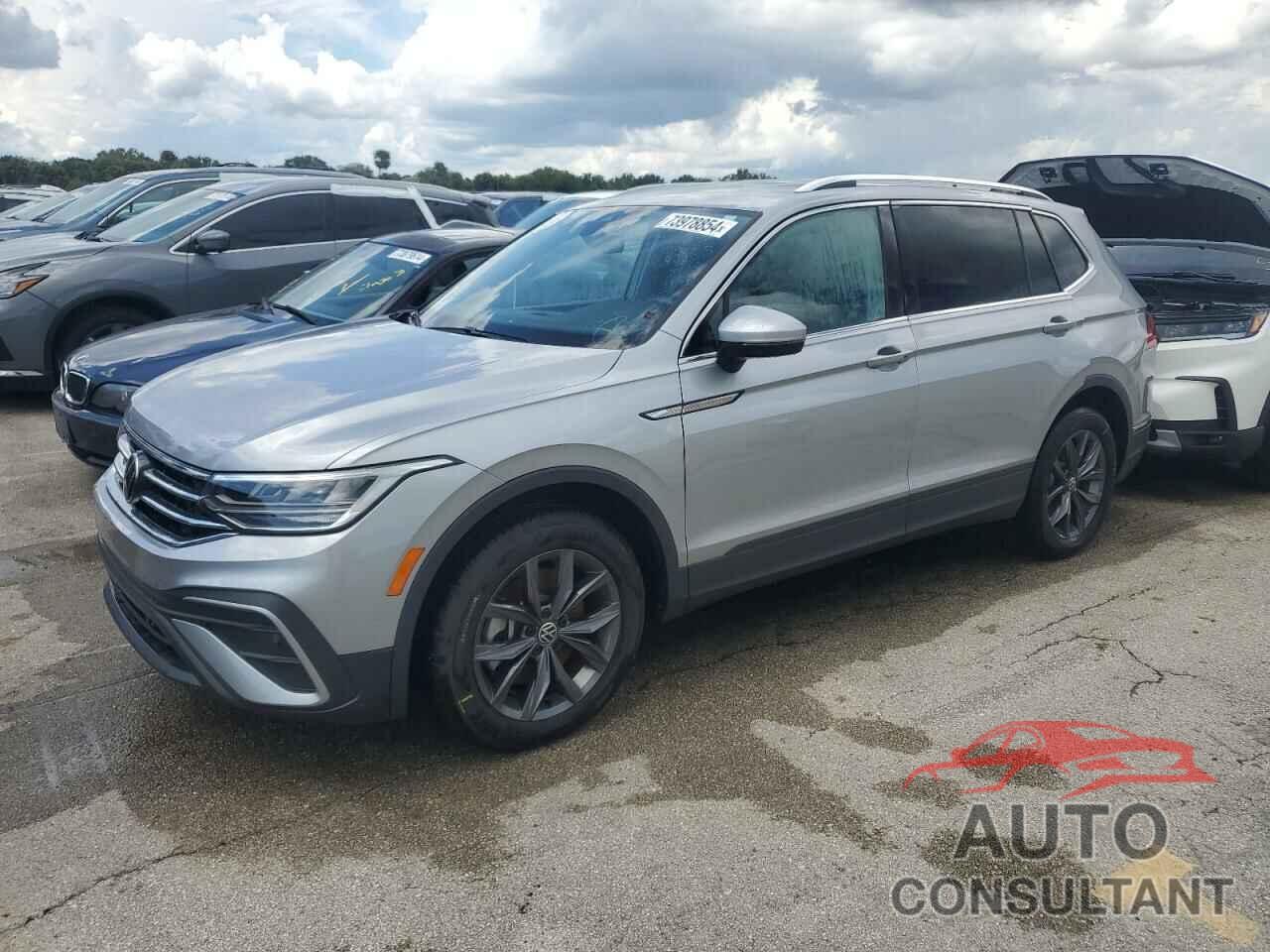 VOLKSWAGEN TIGUAN 2023 - 3VV3B7AX0PM105352