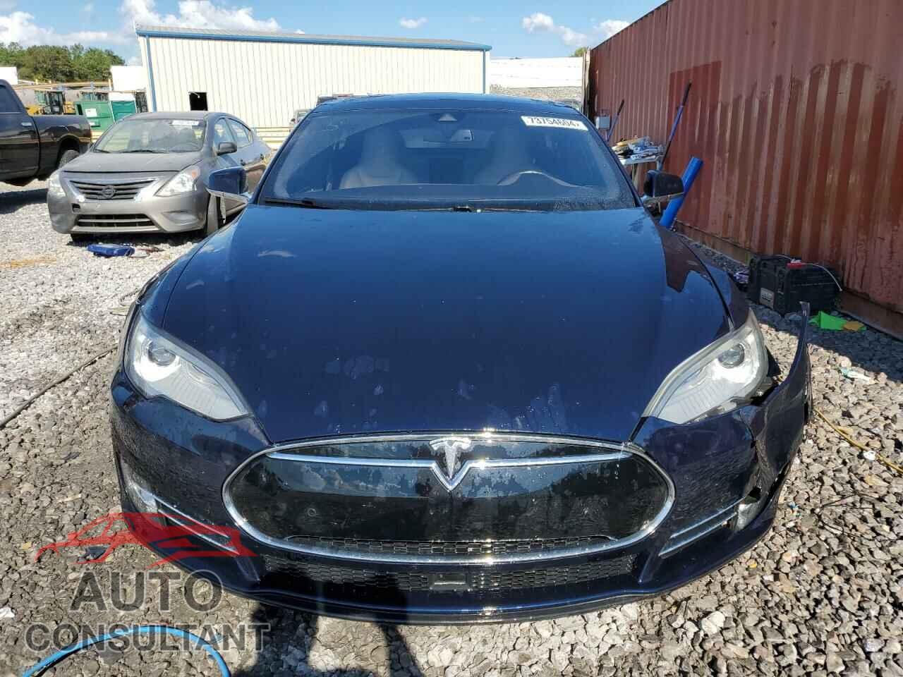TESLA MODEL S 2015 - 5YJSA4H47FF083554